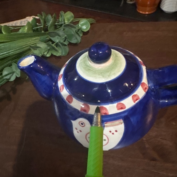 Solimene Vietri Italy Campagna style teapot. - Picture 7 of 9